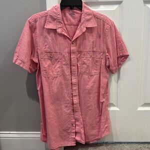 Izod men’s short sleeve button down